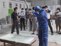 FRP設備演示--第七期廣東博皓玻璃鋼模具制作培訓班 FRP設備演示--第七期廣東博皓玻璃鋼模具制作培訓班